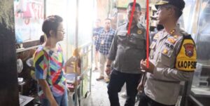 Kadiskoperindag bersama Kapolres Situbondo Cek Stok Pangan dan Harga beras menjelang Ramadhan