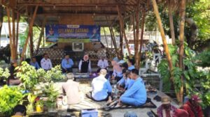 Pemkab Situbondo Bantu PetaniBudidaya Padi Organik 200 juta