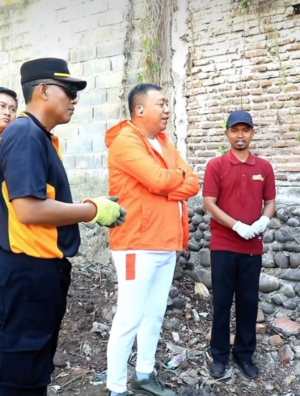 Cegah Banjir Tahunan Sungai Kali Jumain Besuki Situbondo Dilakukan Normalisasi Oleh Mas Rio
