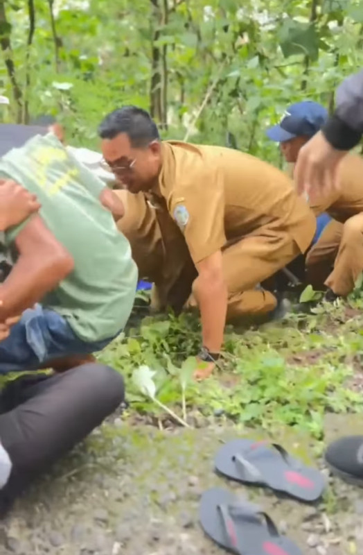 Rem Motor Blong Bupati Situbondo Masuk Jurang bersama Ajudannya